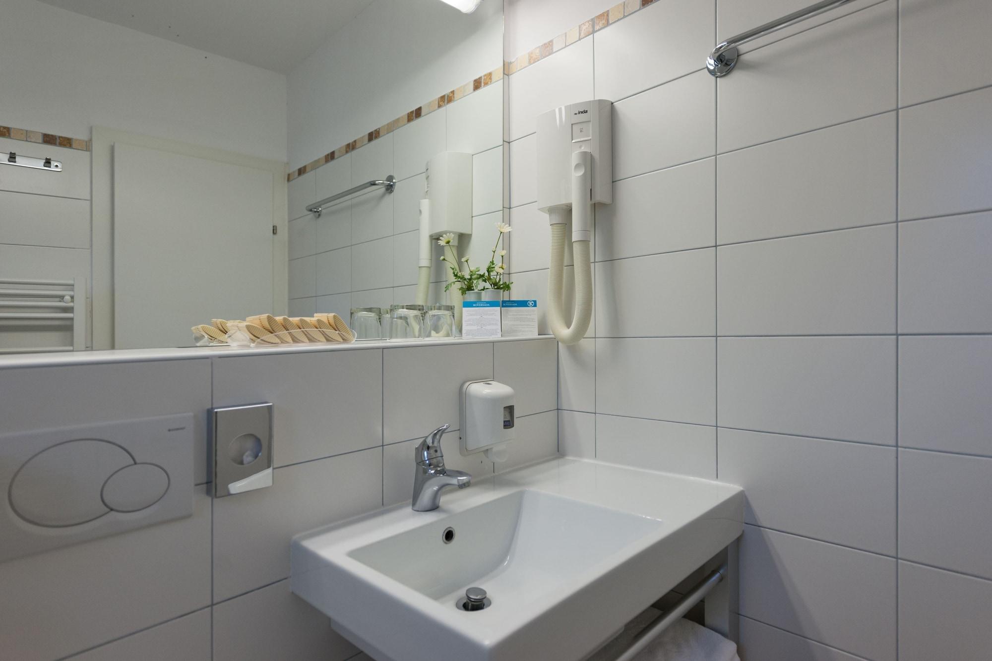 Maistra Select Koversada Naturist Apartments Vrsar Ngoại thất bức ảnh